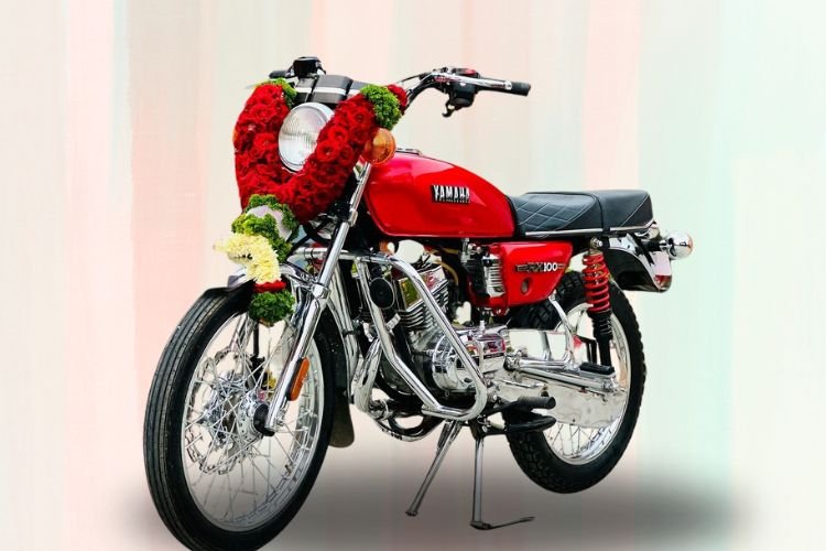 Yamaha RX 100